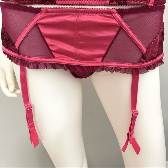 36C 2pc Vs Victoria’s Secret Sexy Little Things Bustier Corset with garter Skirt - Picture 10 of 16